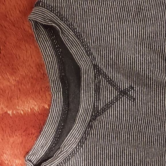 Carhartt Long-Sleeve - Picture 5 of 7